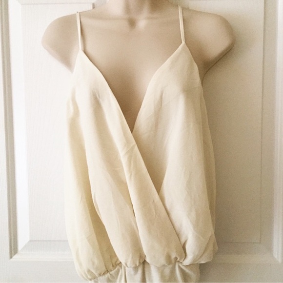 Tobi buena ivory deep v wrap bodysuit size small - Picture 4 of 6